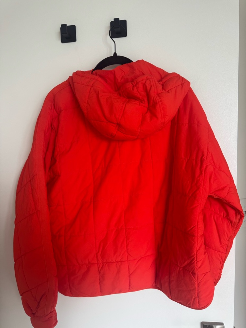 Red Quilted Hooded Pullover Jacket - Women - Picture 2 of 3